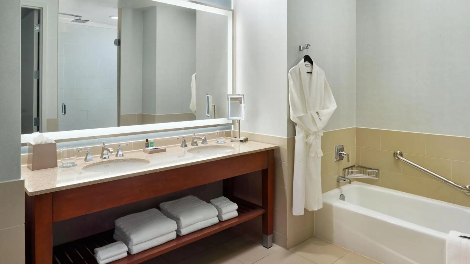 ****  The Westin Memphis Beale Street Hotel United States