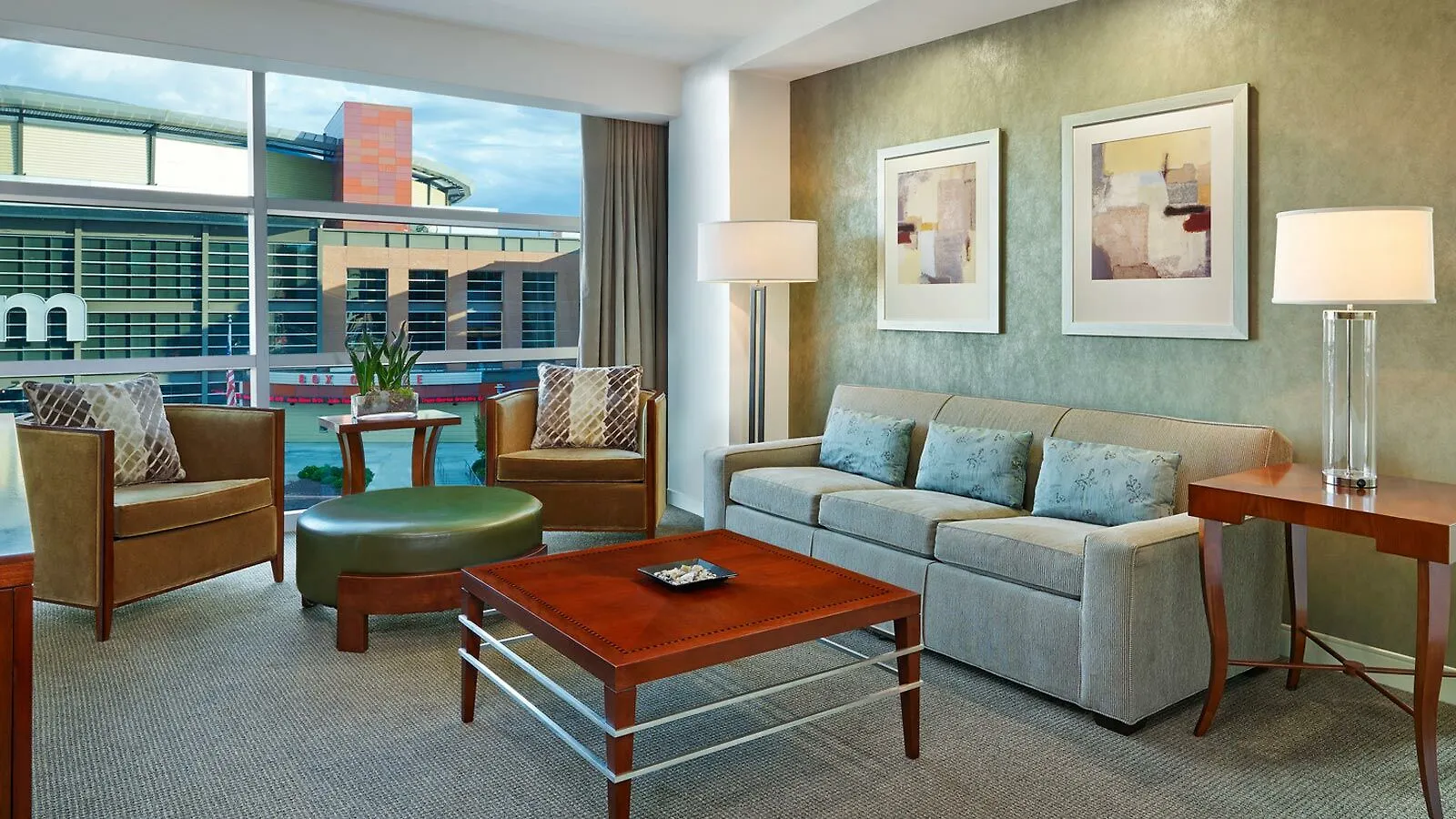 The Westin Memphis Beale Street Hotel